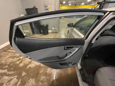 Used 2011 Hyundai Elantra GLS w/ Preferred Equipment Pkg 3 image 24