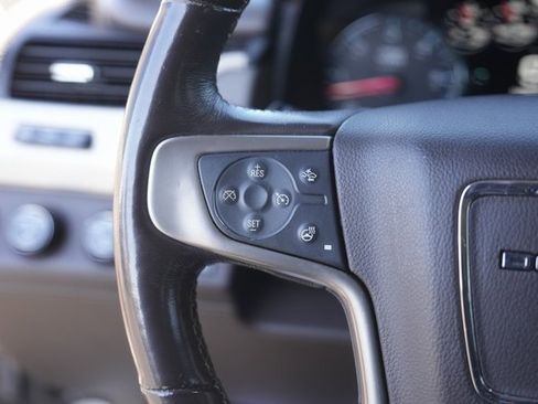 Used 2018 GMC Yukon Denali image 22