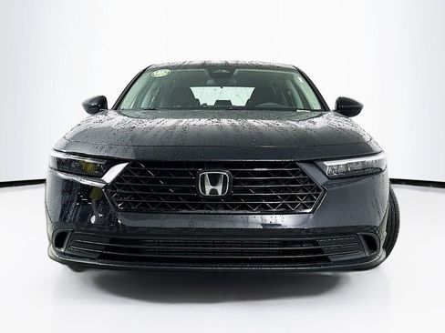 Certified 2025 Honda Accord LX image 5