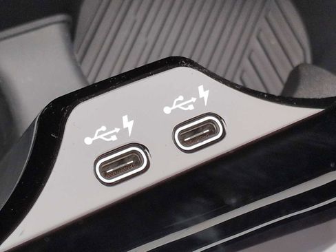 New 2026 BMW 530i xDrive w/ Executive Package image 34