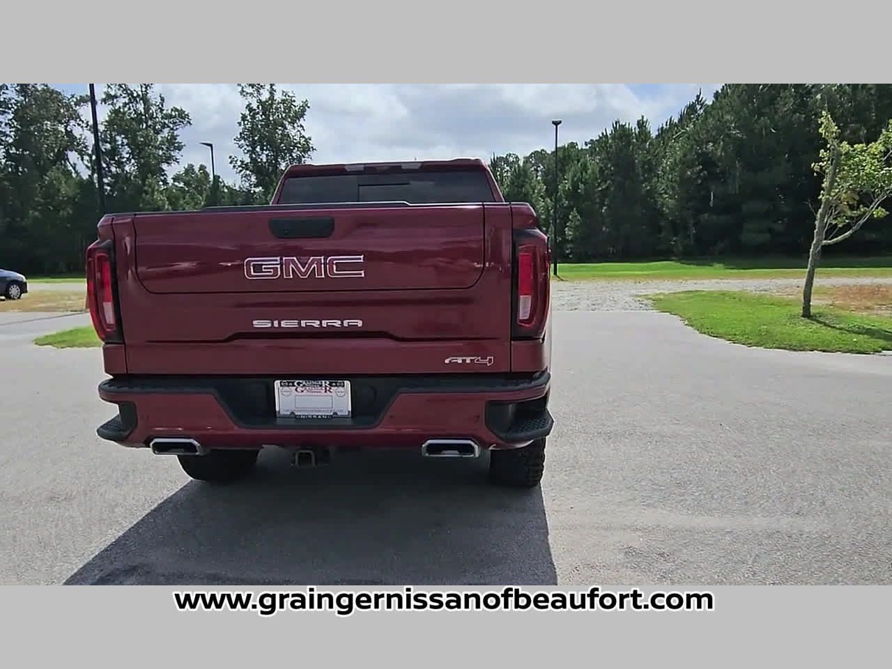 Used 2025 GMC Sierra 1500 AT4 w/ AT4 Premium Package AWD/4WD image 26