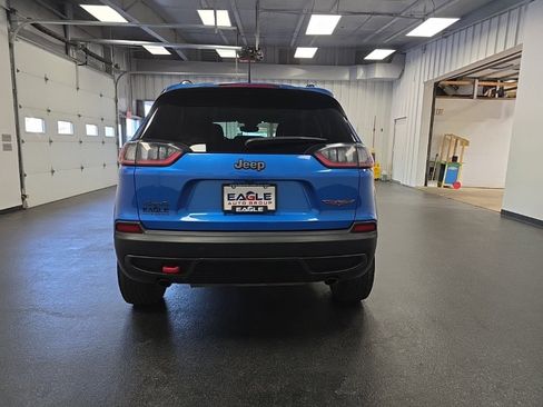 Used 2022 Jeep Cherokee Trailhawk w/ Sun, Sound & Nav Group image 10