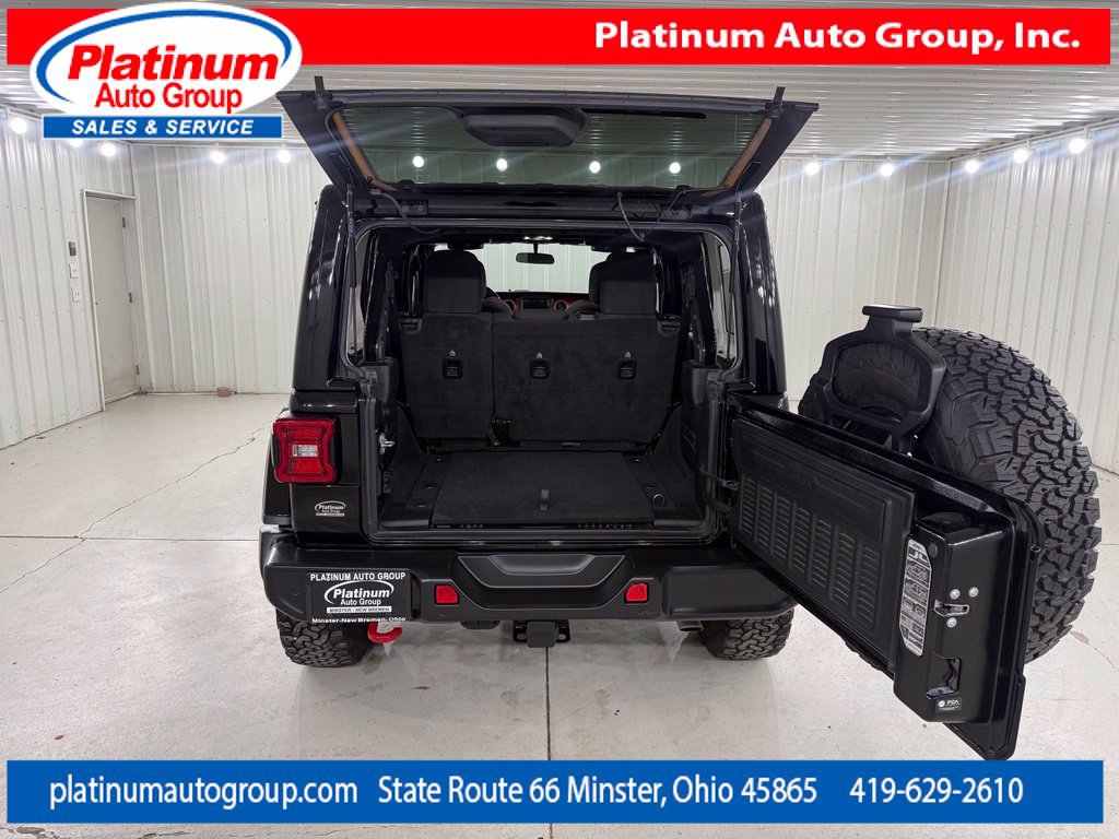 Used 2021 Jeep Wrangler Unlimited Rubicon w/ Dual Top Group AWD/4WD image 31