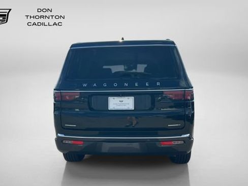 Used 2022 Jeep Wagoneer Series III w/ Convenience Group I AWD/4WD image 4