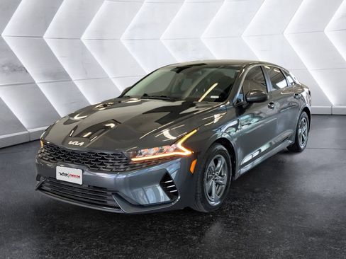 Used 2023 Kia K5 LXS image 3