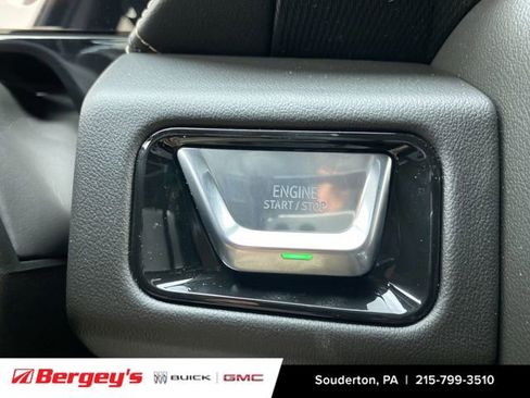 New 2026 GMC Yukon XL Elevation image 19