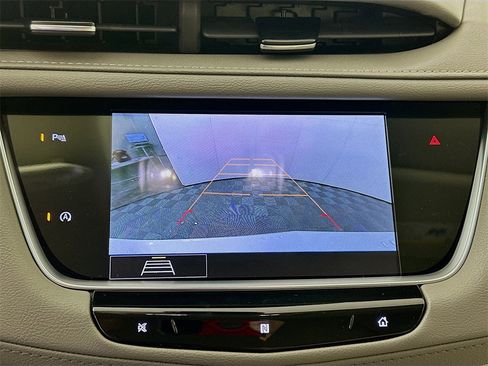 Used 2020 Cadillac XT5 Premium Luxury image 13