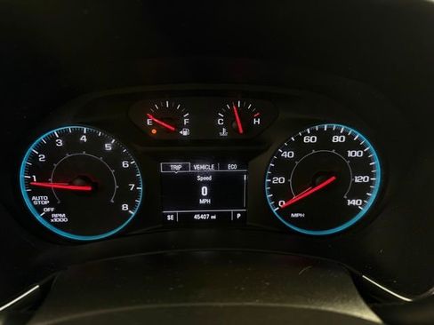 Used 2021 Chevrolet Equinox LS image 37