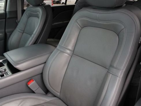 Used 2020 Lincoln Aviator Reserve w/ Elements Package Plus AWD/4WD image 5