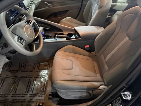 New 2026 Hyundai Elantra SE FWD image 10