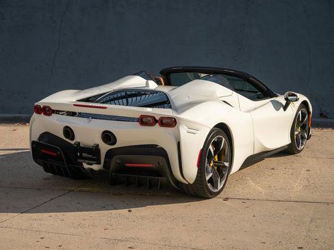 Certified 2024 Ferrari SF90 Spider AWD/4WD image 8