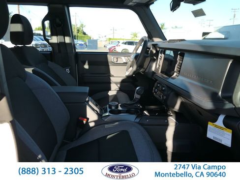 New 2025 Ford Bronco 4-Door image 27