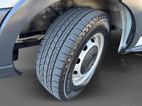 Used 2016 Ford Transit 150 XL image 10