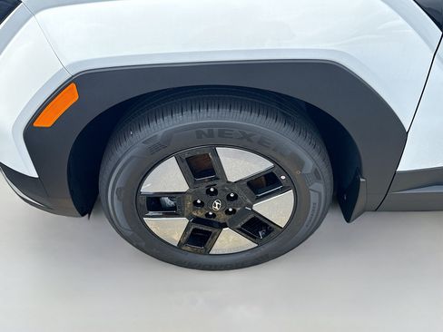 New 2026 Hyundai Santa Fe SEL FWD image 22