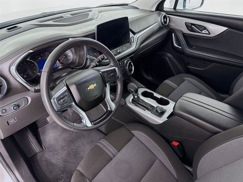 Used 2023 Chevrolet Blazer LT image 10