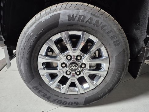 New 2026 Toyota Tacoma SR5 AWD/4WD image 10