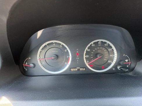 Used 2011 Honda Accord EX-L image 23
