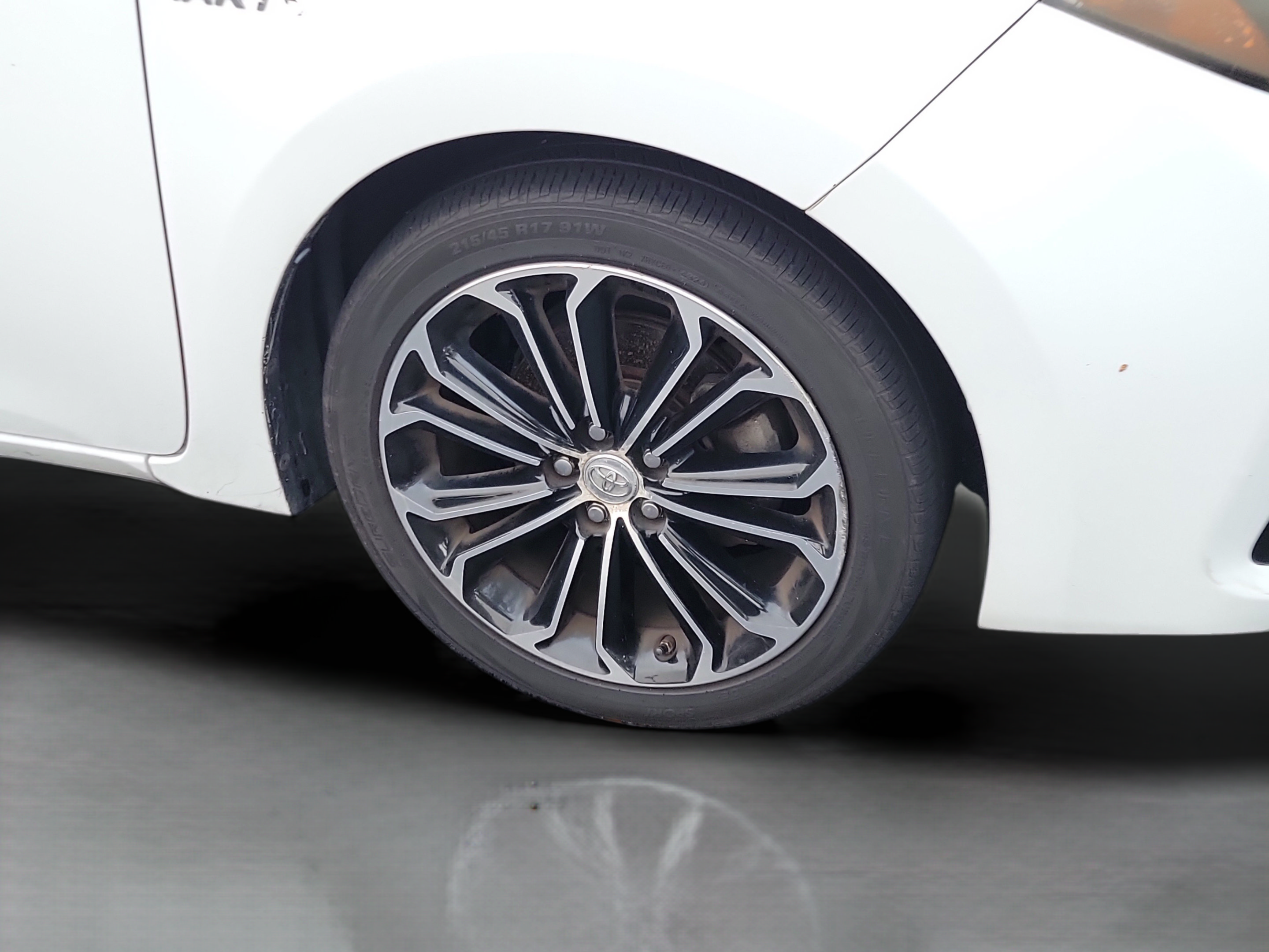 Used 2014 Toyota Corolla S FWD image 15