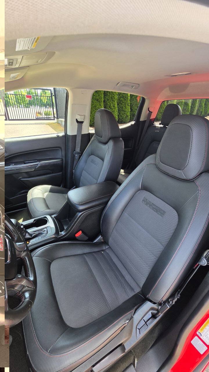 Used 2015 GMC Canyon SLE w/ All-Terrain Package AWD/4WD image 9