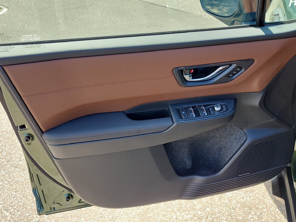 New 2026 Subaru Outback Touring AWD/4WD image 13