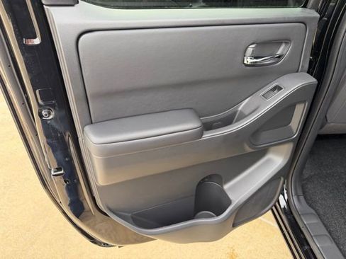 New 2026 Nissan Frontier SV image 15