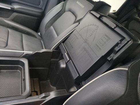 Used 2025 RAM 1500 Laramie image 30