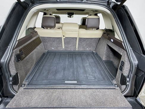 Used 2019 Land Rover Range Rover HSE image 30