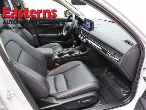 Used 2022 Honda Civic Touring image 23