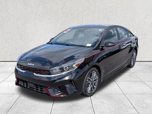 Used 2024 Kia Forte GT-Line w/ GT-Line Premium Package FWD image 7