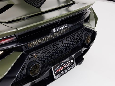 Used 2022 Lamborghini Huracan STO image 67