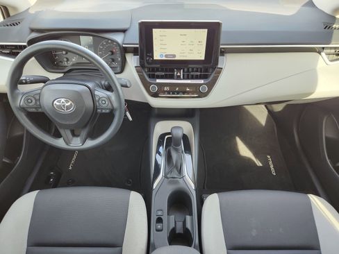 Used 2024 Toyota Corolla LE image 30