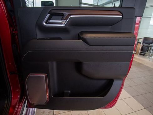 Used 2024 GMC Sierra 3500 Denali image 20