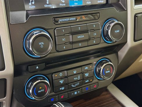 Used 2016 Ford F150 Lariat w/ Equipment Group 501A Mid image 17