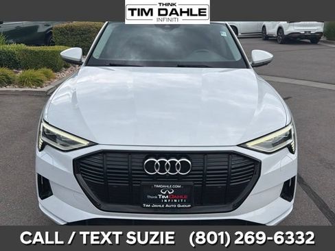 Used 2021 Audi e-tron Premium w/ Convenience Plus Package AWD/4WD image 3