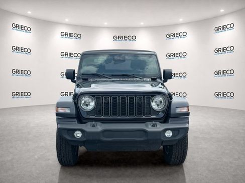 Used 2024 Jeep Wrangler Sport AWD/4WD image 2