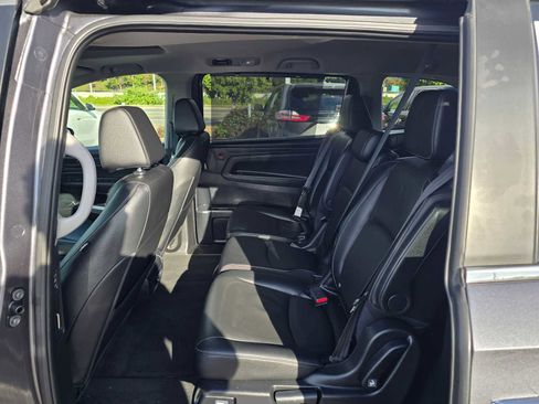 Used 2023 Honda Odyssey EX-L image 19