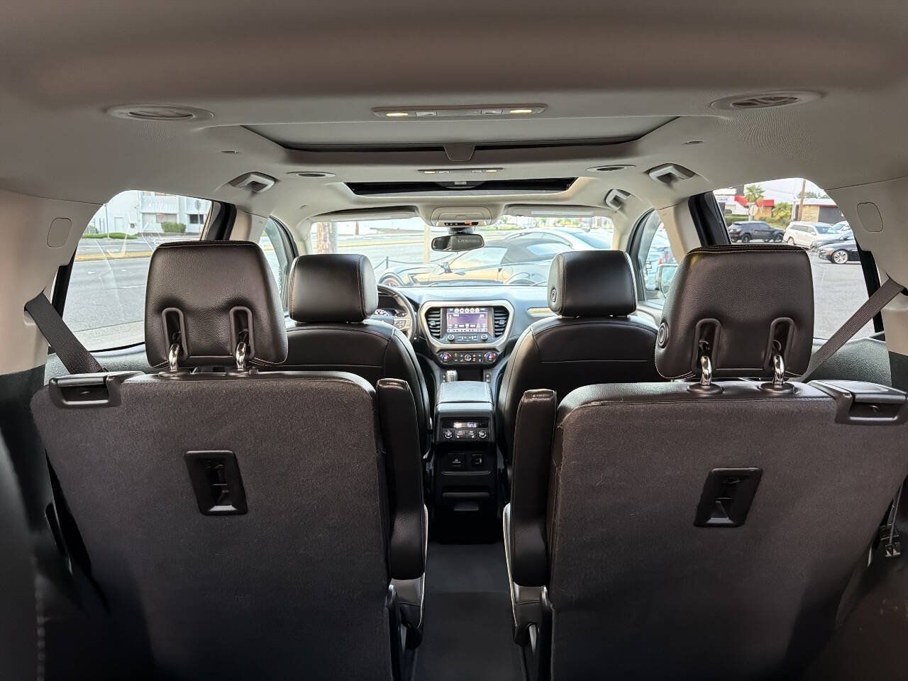 Used 2017 GMC Acadia Denali AWD/4WD image 7