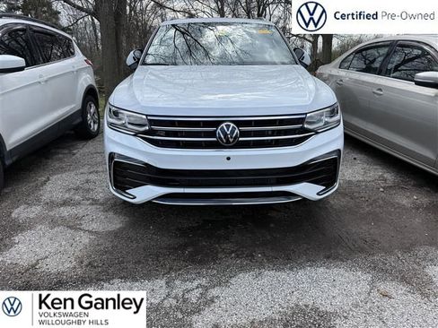 Used 2024 Volkswagen Tiguan SEL R-Line image 3