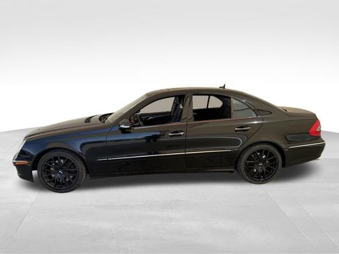 Used 2008 Mercedes-Benz E 350 4MATIC Sedan image 10
