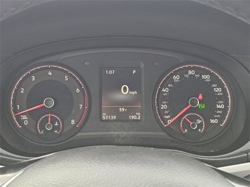 Used 2020 Volkswagen Passat 2.0T SE image 16