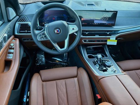 New 2026 BMW ALPINA XB7 AWD/4WD image 19