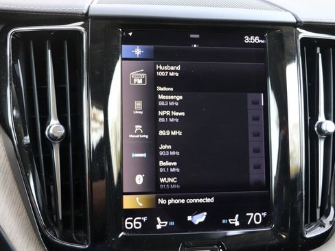 Used 2021 Volvo XC60 T6 Inscription w/ Advanced Package image 32