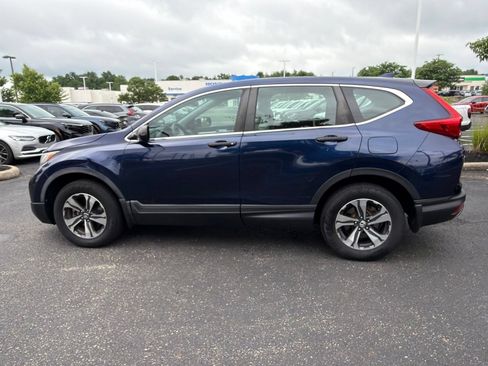 Used 2018 Honda CR-V LX image 2