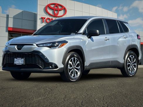 Used 2025 Toyota Corolla Cross AWD Hybrid image 7