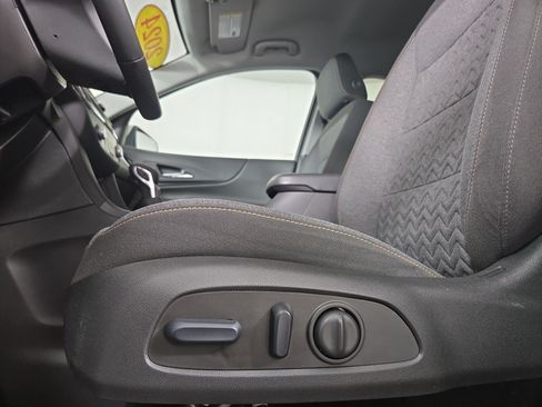 Certified 2024 Chevrolet Equinox LT FWD image 31