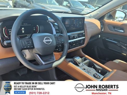 New 2026 Nissan Pathfinder Platinum AWD/4WD image 4