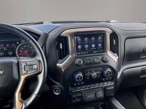 Used 2022 Chevrolet Silverado 1500 High Country AWD/4WD image 10