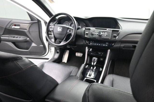 Used 2017 Honda Accord Sport Special Edition image 21