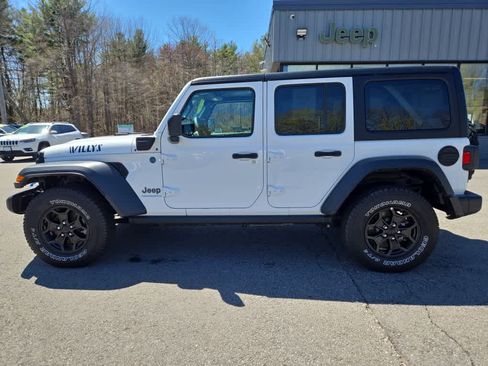 Used 2023 Jeep Wrangler Unlimited AWD/4WD image 9
