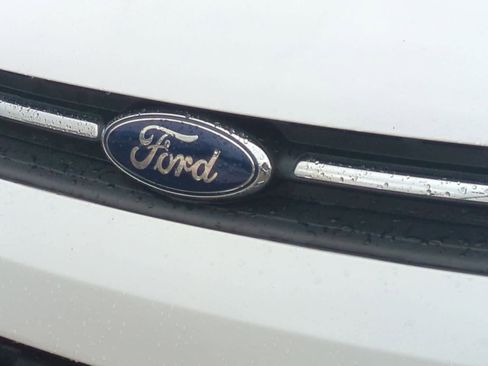 Used 2013 Ford Escape SE image 12